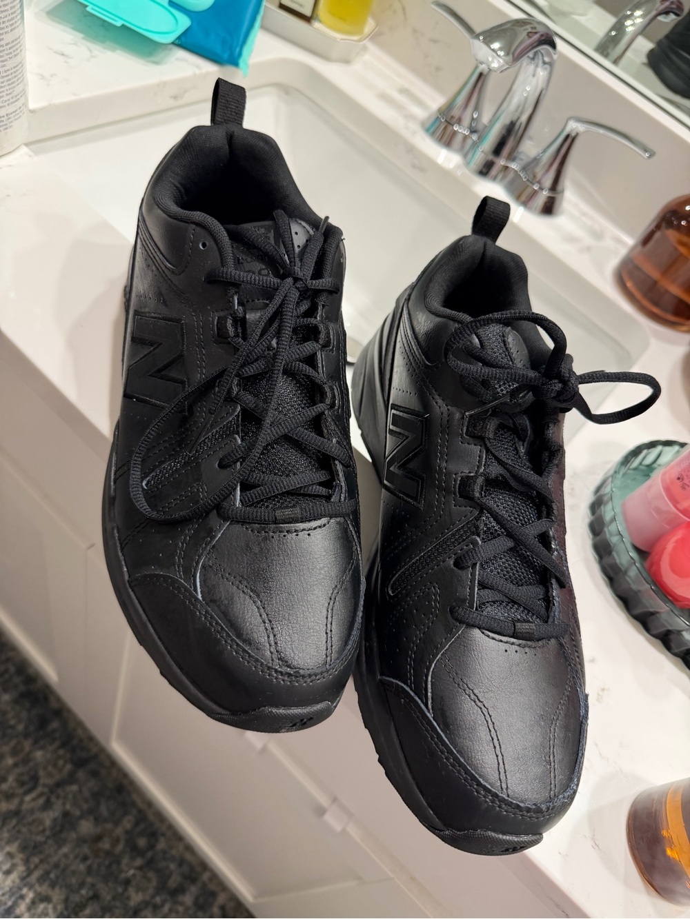 New Balance Black Comfort-slip resistant Sneakers